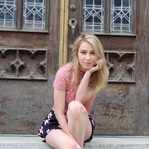 Meet your Posher, Danielle